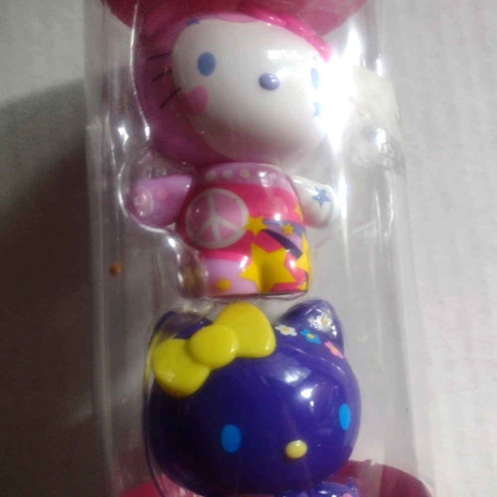 NIB Sanrio hello kitty collectable